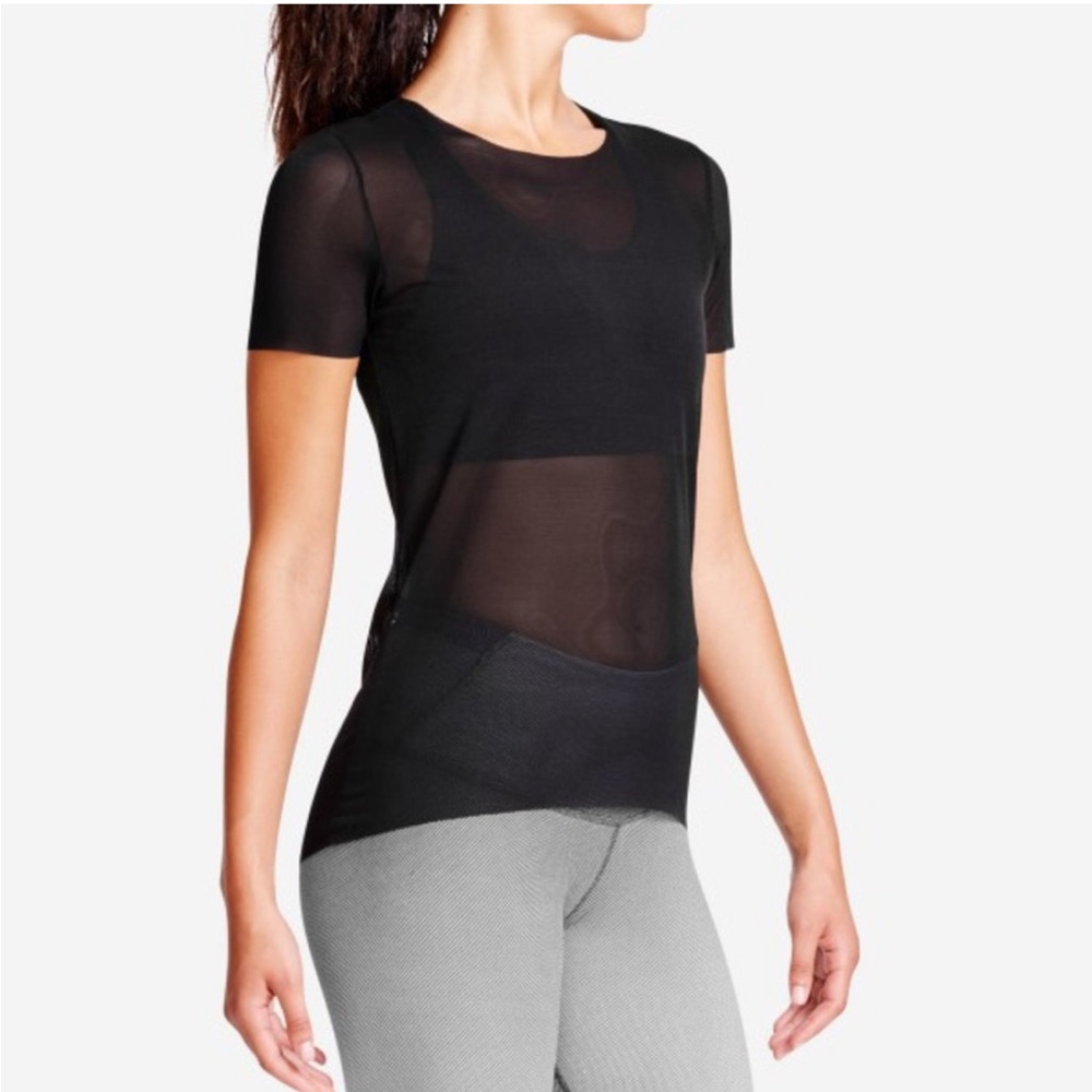 Yogasmoga Reyes Tee